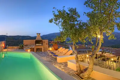 Villa Idi: pure relaxation in the heart of Crete