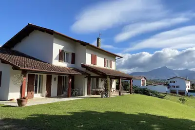 Image de Basque house for 14 people 10 minutes from Saint Jean de Luz