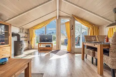 Image de Cozy vacation home in a quiet location close to the beach