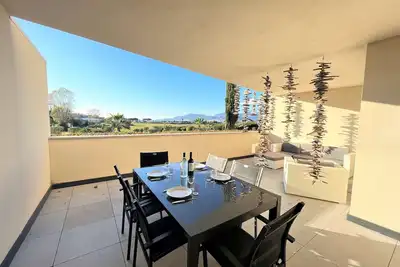 Image de Appartement 2 pièces avec terrasse, climatisé, parking, Wifi - Porticcio