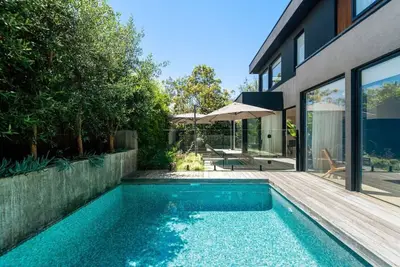 Image de Zeally Bay Hideaway, Featuring a Heated Pool