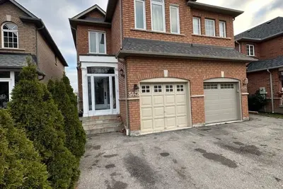 Image de Lovely Villa in Central Mississauga 5Bd/3Bath