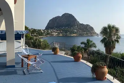 Image de Villa Loca - Protagonist the sea - Santa Flavia Palermo
