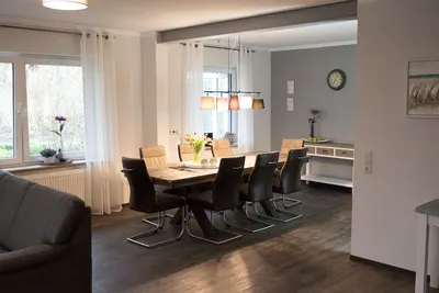 Image de North Sea coast: charming gr. Vacation home with fireplace, sauna, garden, beach chair