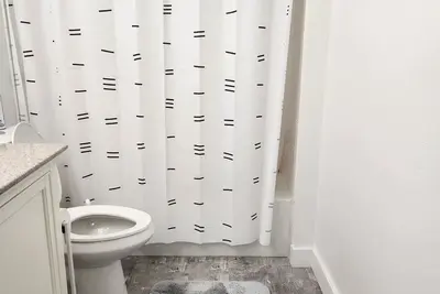 Super Phoenix Condo -3 months+ great location