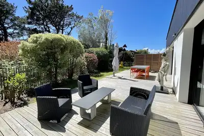 Image de A 200m d'une plage de sable fin, lumineuse Villa Yang