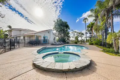 Image de Skyline Ocean View Estate w/ pool & hot tub