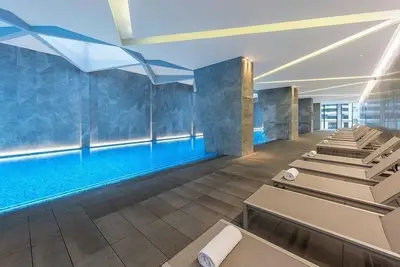 Image de 3 bedroom apartment in the heart of the Cbd.