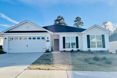 Image de New Modern Ranch-Style home — minutes from the course! ⛳️