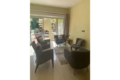 Image de Loft ideally located 2 minutes from the Galleria
