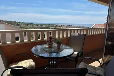 Image de Appartement de deux chambres avec la terrasse et la vue sur le mer Kanica, Rogoznica (A-20091-a)