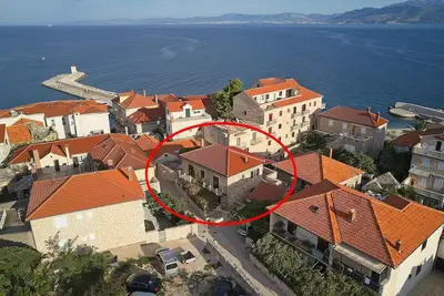 Image de Appartement de deux chambres prés de la plage Postira, Brac (A-20151-a)
