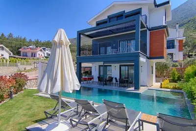 Image de E-Fethiye Ölüdeniz de 3+1 Lüks Villa