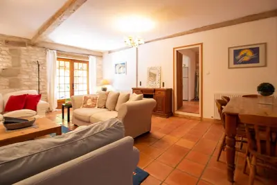 Image de A lovely stone built cottage with stunning pool