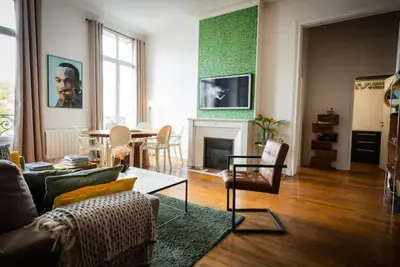 Image de Bel Appartement au cœur de La cité des Sacres