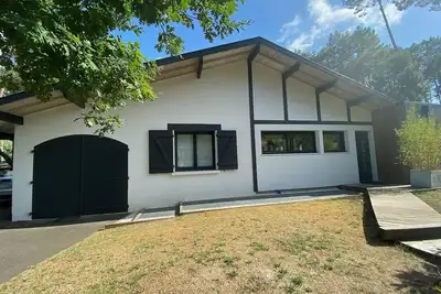 Image de Maison au calme sous les pins