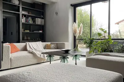 Image de Propriété authentique et moderne à la campagne