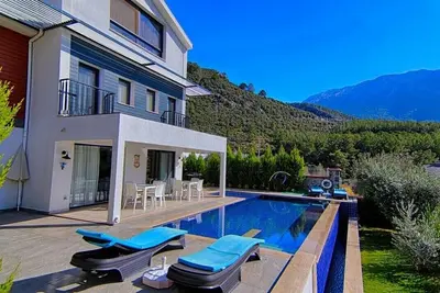 Image de T-Fethiye Ölüdeniz de 3+1 Lüks Villa