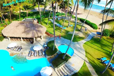 Image de Splendid beachfront penthouse - close to town!