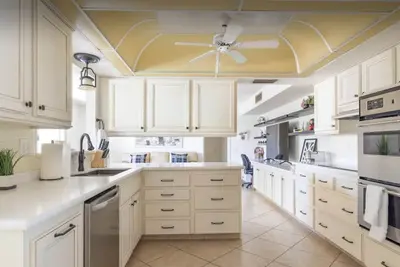 Image de Spacious Vacation Home Sun City West 55 Community