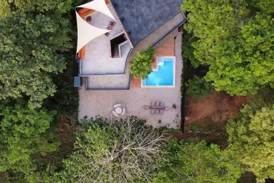 Image de Modern Beach Home with Pool & Rooftop - 150 metros
