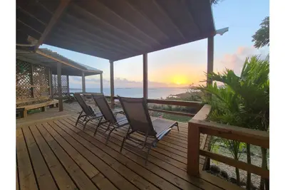 Image de 7 minute walk to Zoni beach Ac. 3 Bedrooms for 6.
