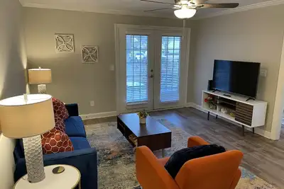 Image de Ole Miss Oxford Condo Walking Distance To Pool, Gym, Campus And Square!