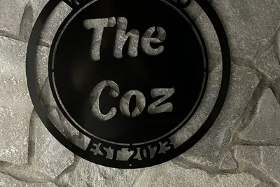 Image de Cozy Basement Apartment - Easy Drive to Ski Resorts - Massage Chair! ! !