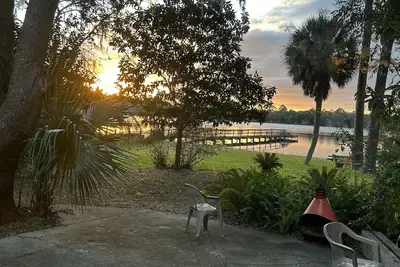 Image de Furnished, lakefront 2/1 house in Ocala Nat'l Forest