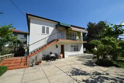 Image de Appartement de trois chambres avec le balcon Krk (A-20429-a)