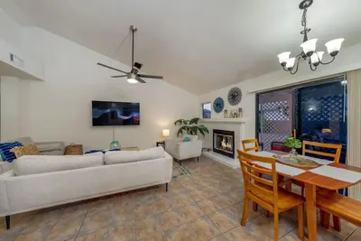 Image de Near Nw Hospital / Fenced / 3 Br & 2 Ba / Garage