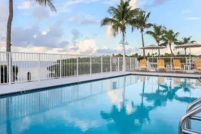 Image de Kayak in Florida Keys! Seaside Villa w/ Patio! Marina, Pool, Kayak