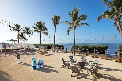 Image de Steps to Windley Key! Pet-friendly Villa! Marina, Free Parking, Pool!