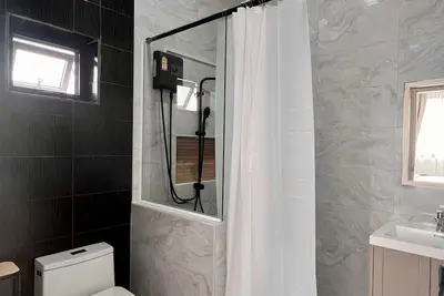 Image de Private home, pool villa, 4 k. m. from airport