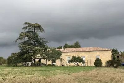 Image de Beautiful cottage in wine estate