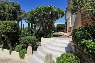 Image de T2 Michele-  Bel Appartement dans résidence avec piscine