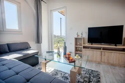 Image de Joseph - Superior sea, bay & mountain view apartment - free parking included