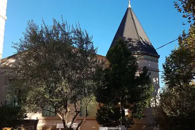 Studio lumineux avec balcon à 50m des Thermes - Animaux acceptés, Wifi, options confort disponibles