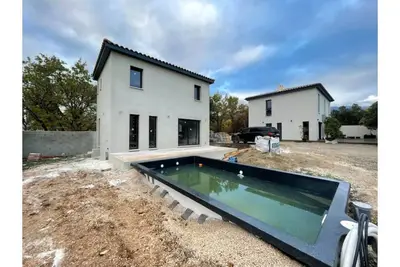Image de Villa contemporaine avec piscine pied du Ventoux