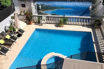 Image de Grande Villa Cannes Centre dans havre de paix Nouveau·