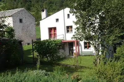 Image de Maison de vacances Brusio pour 1 - 6 personnes avec 3 chambres à coucher - Maison de vacances indépe