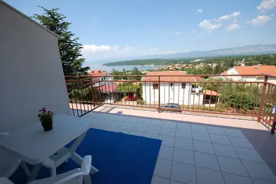 Image de Appartement de vacances Njivice pour 1 - 4 personnes avec 2 chambres à coucher - Appartement de vaca