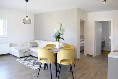 Image de Appartement de vacances Kremenici pour 1 - 4 personnes avec 1 chambre à coucher - Appartement de vac
