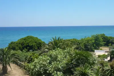 Image de Bel appartement, classé 2 étoiles, en bord de plage