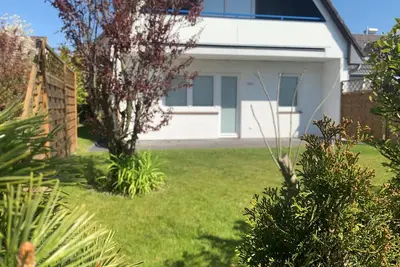 Spacious apartment with terrace and garden