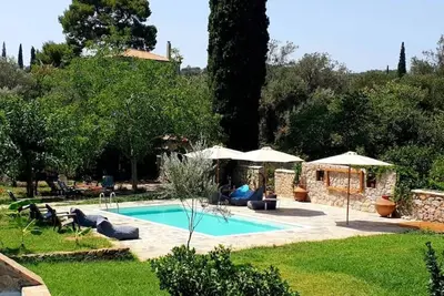 Image de Cottage with Private Pool