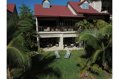 Image de Eden Island Apartment, beach at 90 meters, garden, golfcar, Kayaks