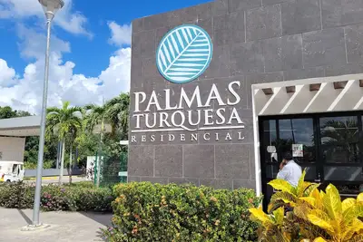 Image de All New condo fully equipped!