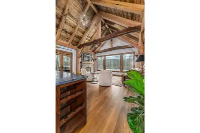 Image de The Maury River Treehouse