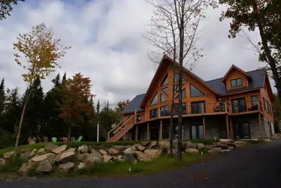 Image de Family, Comfortable, Luxurious with Spa (Unit 2)